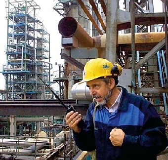 Мозырский НПЗ начал прием азербайджанской нефти