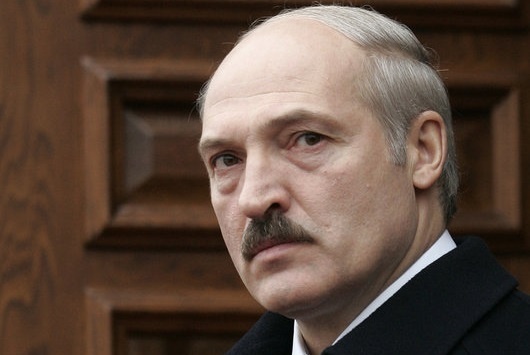 Лукашенко обещает белорусам самую безопасную АЭС