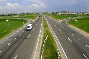 Движение на 283-м и 272-м км автодороги Брест-Минск-граница РФ сегодня будет ограничено