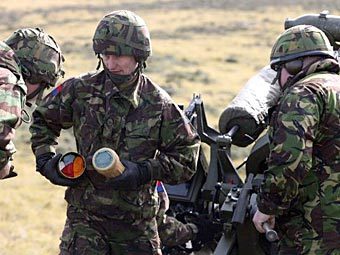 Великобритания усилит военную группировку на Фолклендах