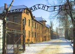 Узники Освенцима отмечают 70-летие его освобождения