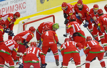 Белорусские хоккеисты сегодня сыграют со словенцами