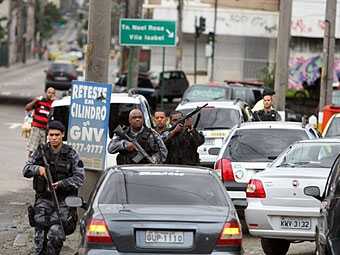 В Рио-Де-Жанейро в перестрелке погибли 12 человек