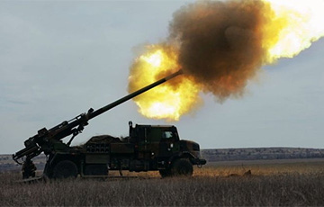 Украинские артиллеристы с трех выстрелов уничтожили БМП московитов