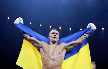 Украинский боксер Усик нокаутом победил британца Беллью