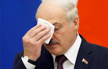 Над Лукашенко сгущаются тучи