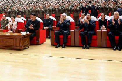 Ким Чен Ын представил публике свою сестру