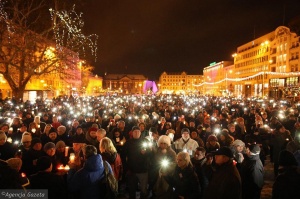 Гданьск вышел на массовую акцию протеста