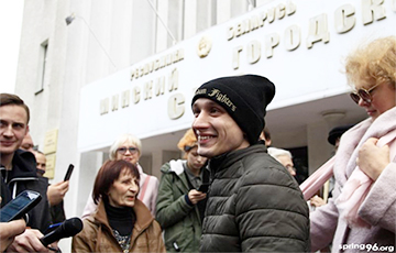 Прокурор передумал опротестовывать приговор Дмитрию Полиенко