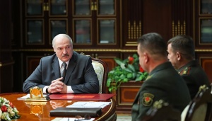 Лукашенко не хочет воевать, но к войне готов