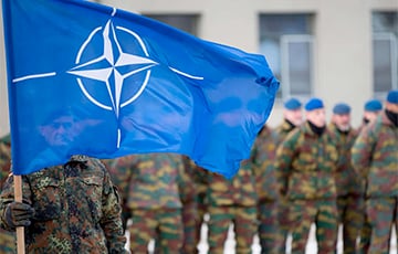 El Pais: Военнослужащие НАТО уже находятся в Украине