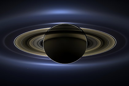 «Кассини» снял Землю из тени Сатурна