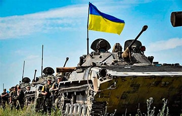 Видео боя: украинский танковый экипаж уничтожает оккупантов