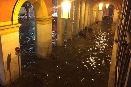 Жертвами наводнения на юге Франции стали 12 человек
