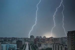 Гроза оставила без света дома в двух областях Беларуси