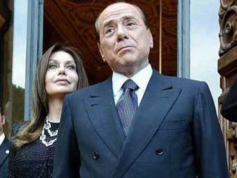 Жена Берлускони отчитала мужа за "бесстыдную ахинею"