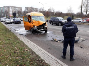 В Минске авария с участием автобуса и маршрутки, на месте работает СК