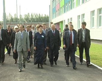 В Беларуси к 1 сентября будет введено в строй семь школ-новостроек (ВИДЕО)