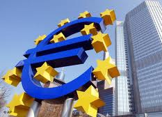 ЕЦБ берет под контроль 200 европейских банков