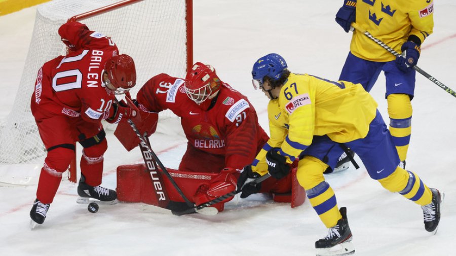 Сборная Беларуси впервые в истории чемпионатов мира по хоккею обыграла шведов