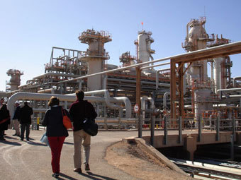 В Алжире исламисты похитили иностранцев с газового месторождения