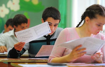 «Сюрприз» для выпускных классов в Беларуси: экзаменов станет больше
