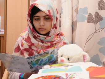 ООН объявила всемирный день поддержки раненной талибами девочки