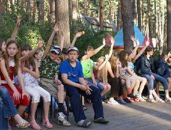 Более 417 тыс. белорусских школьников отдохнули и укрепили здоровье в лагерях нынешним летом
