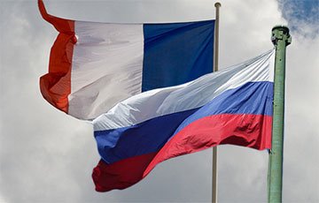 Париж и Москва тайно обменялись высылкой дипломатов