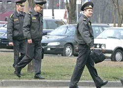 Милиция устраивает рейды по домам участников «Вконтакте»