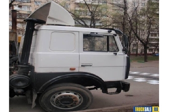 МАЗ поставил на внутренний рынок первые седельные тягачи Евро-4