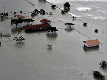 Проливные дожди в Колумбии оставили 1,5 миллиона человек без крова