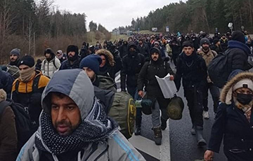 ЕС: В Беларуси находятся около 15 тысяч мигрантов