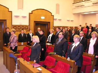 Кадровые вопросы планируется рассмотреть сегодня на первом заседании осенней сессии Совета Республики
