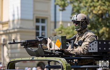 Польша инвестирует в новое вооружение для армии