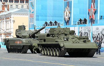 СМИ: Российский танк «Армата» вооружен лазерами и рельсоторонами?