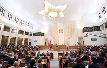 На ремонт «овального зала» Лукашенко пойдет $2,5 миллиона