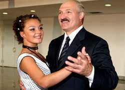 Партнерша Лукашенко по танцам: «Думала, если наступлю на ногу президенту -- оторву себе ногу»