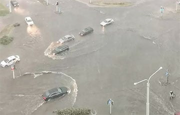 Из-за потопа в Минске не работают многие светофоры