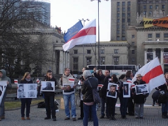 Варшава: Стоп террор в Беларуси (Фото)