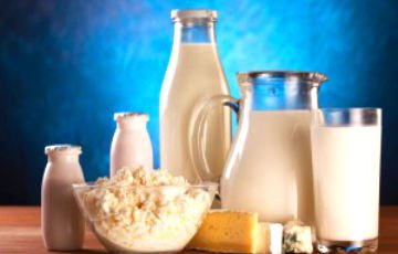 Россия сняла запрет на поставки белорусской молочной продукции