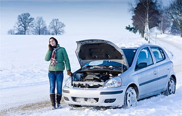 Как спастись от мороза при аварийной остановке: советы белорусским водителям