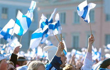 Эксперимент в Финляндии: получатели базового дохода более счастливы