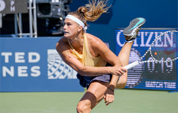 Арина Соболенко вышла в четвертьфинал турнира в США