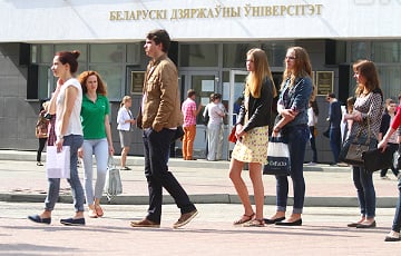 В белорусские вузы недобрали семь тысяч студентов