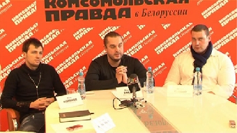 Белорусский силач Кирилл Шимко сдвинул с места 55-тонный БелАЗ