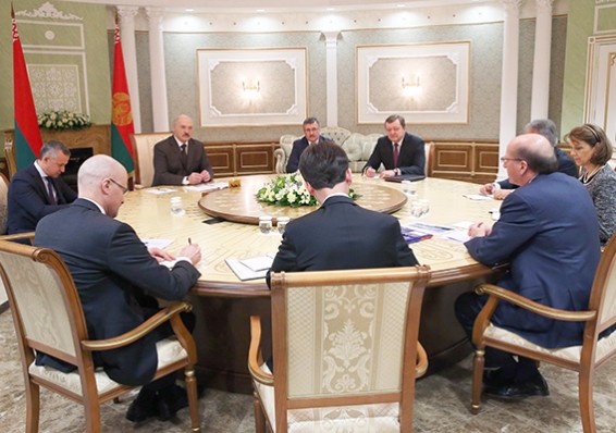 Лукашенко ждет новых инвестиций от ЕБРР
