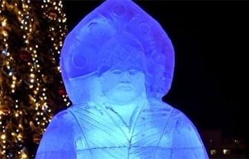 Дочь Чингисхана: в Московии установили странную фигуру Снегурочки