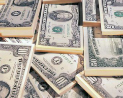 Валютные обязательства властей Беларуси в августе составляют почти $2 млрд