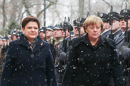 Меркель и Шидло высказались за сохранение антироссийских санкций